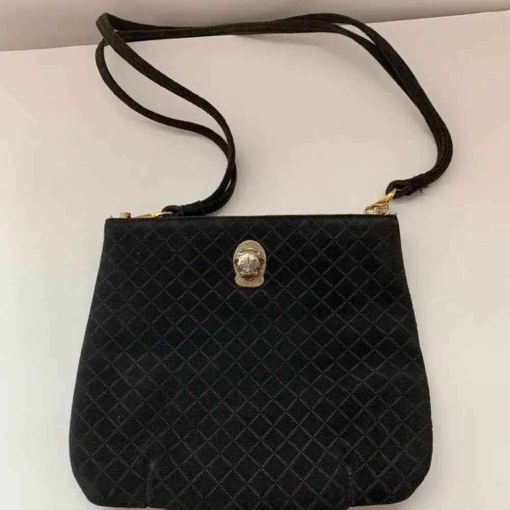 Ruth saltez Vintage tiger 1980s Chic Black and Gold Quilted Shoulder Bag